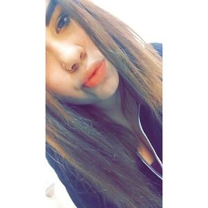 Meet your Posher, Haley